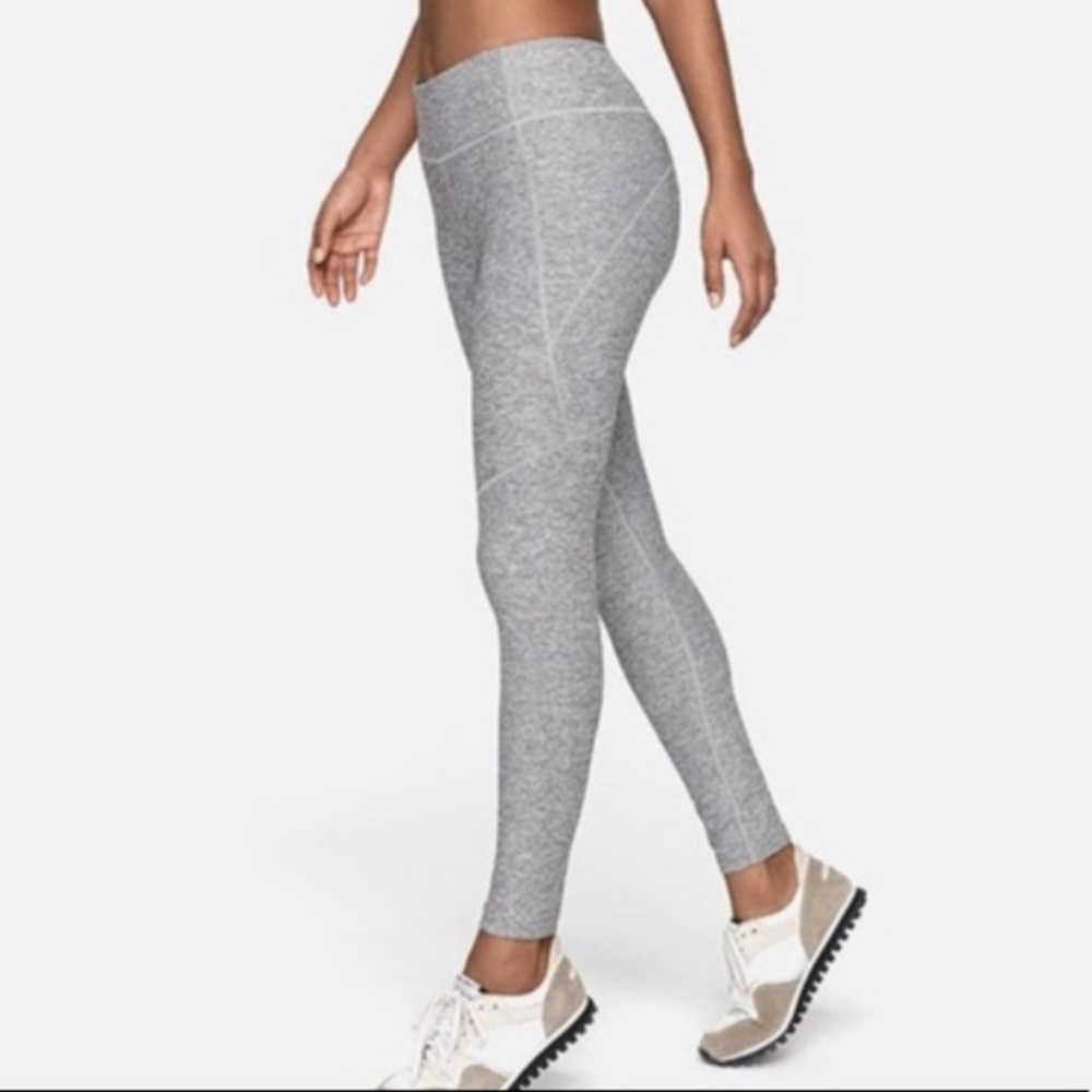 🩶OUTDOOR VOICES Gray Warm Up Legging